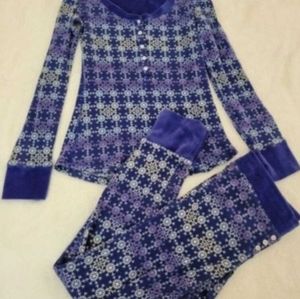 Victoria's Secret  2 Piece Pajama Size XS